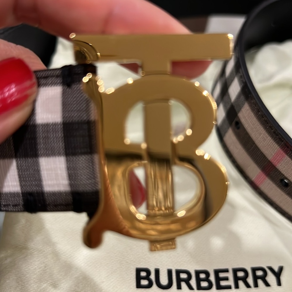 🔥🔥🔥Authentic Burberry TB 35 non reversible hardware vintage belt - Picture 9 of 9